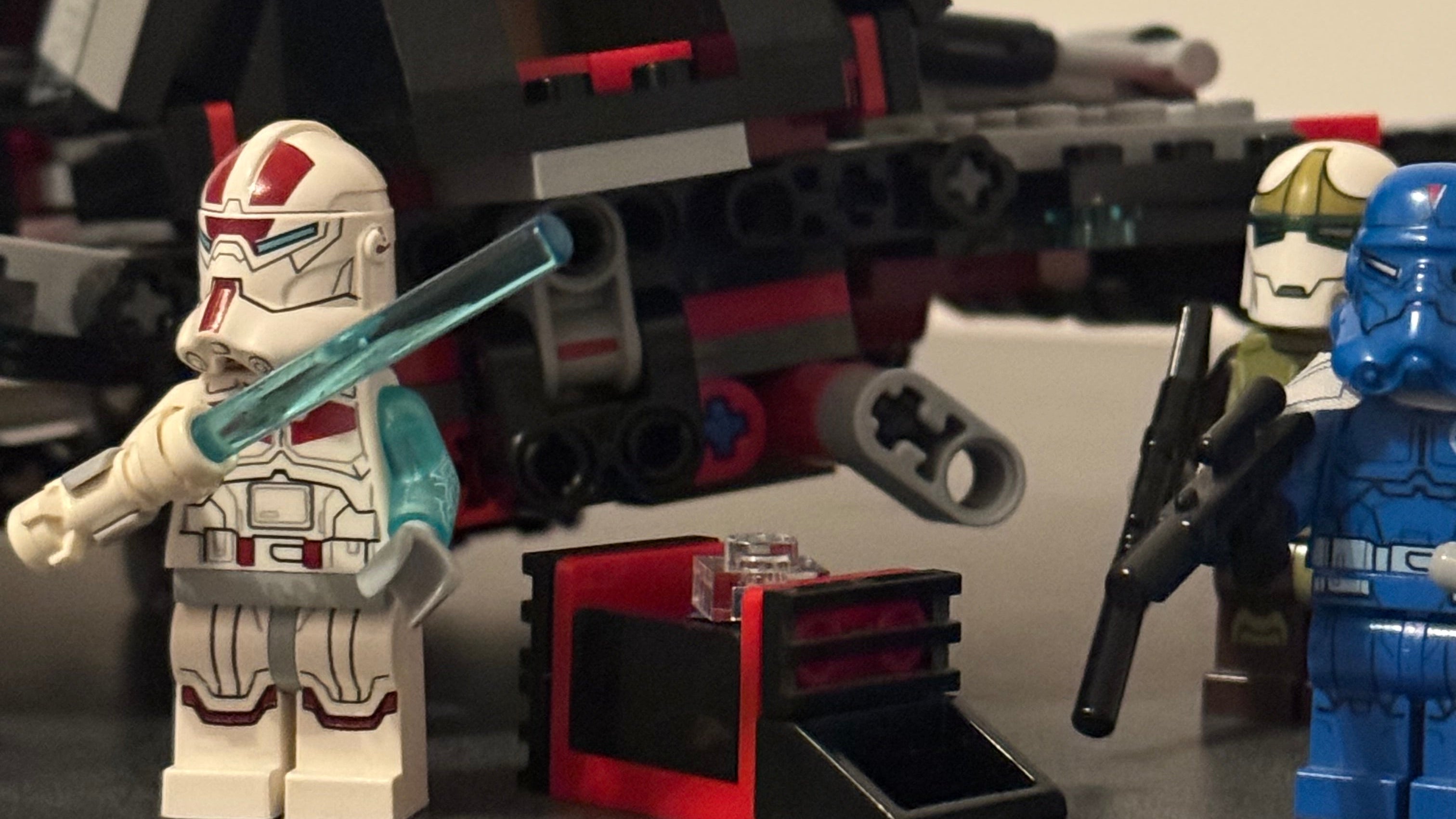 Lego Star Wars - Jek-14's Stealth Starfighter - 75018-1